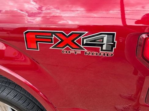 Used 2018 Ford F150 XLT w/ Equipment Group 302A Luxury AWD/4WD image 10