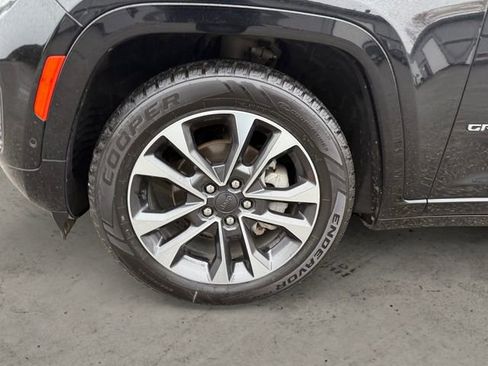 Used 2024 Jeep Grand Cherokee Overland w/ Trailer Tow Package image 14