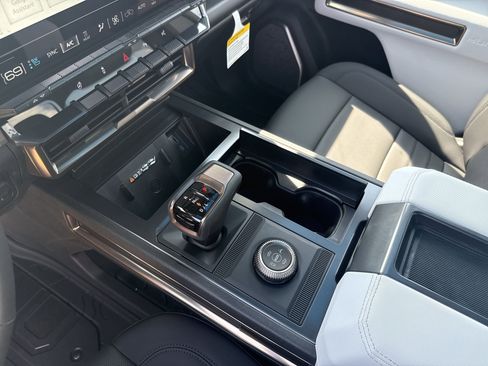 New 2025 GMC Hummer EV 3X AWD/4WD image 19