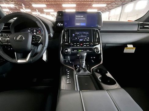 New 2026 Lexus LX 600 4WD w/ Luxury Package image 5