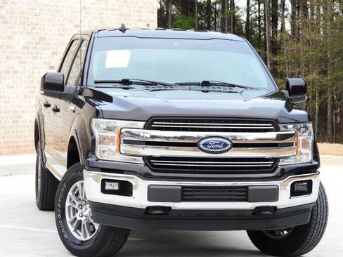 Used 2019 Ford F150 Lariat image 12