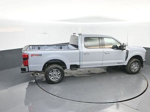 New 2026 Ford F250 Lariat w/ FX4 Off-Road Package image 21