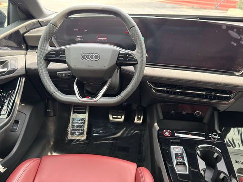 Certified 2025 Audi S6 e-tron Prestige w/ 21" Black Optic Package AWD/4WD image 25