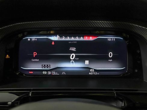 Used 2024 Volkswagen Atlas Cross Sport SEL Premium R-Line image 26