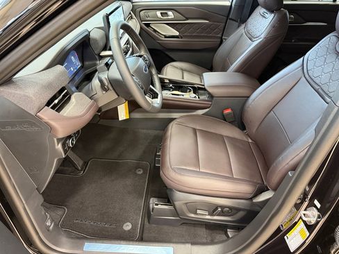 New 2026 Ford Explorer Platinum w/ LUX Leather Package image 10