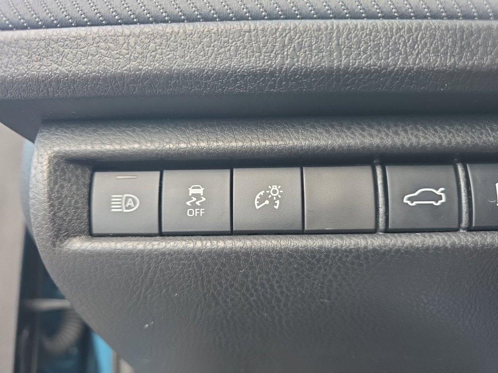 Certified 2025 Toyota Camry SE FWD image 16