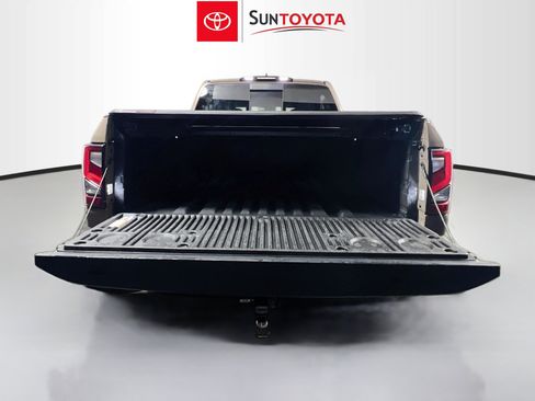 Used 2024 Nissan Titan PRO-4X w/ Pro-4x Utility Package AWD/4WD image 33