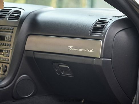 Used 2005 Ford Thunderbird RWD image 30