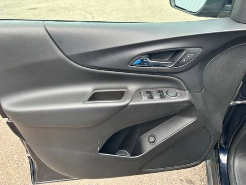 Used 2021 Chevrolet Equinox LT image 15