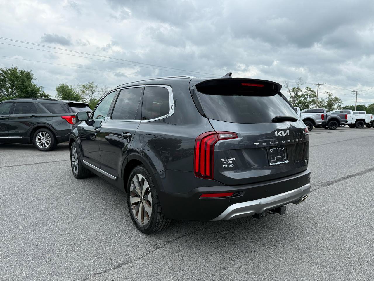 Used 2022 Kia Telluride EX w/ EX Premium Package AWD/4WD image 4