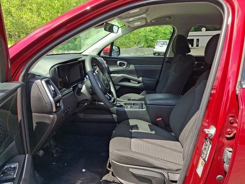 Used 2023 Kia Sorento LX AWD/4WD image 14