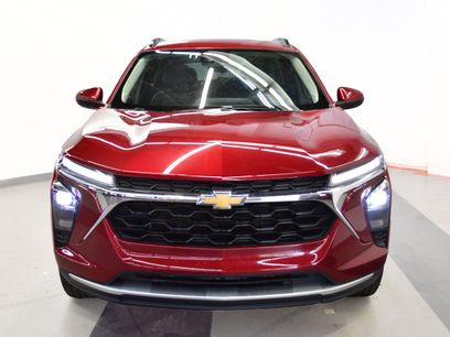 Used 2025 Chevrolet Trax LT w/ LT Convenience Package