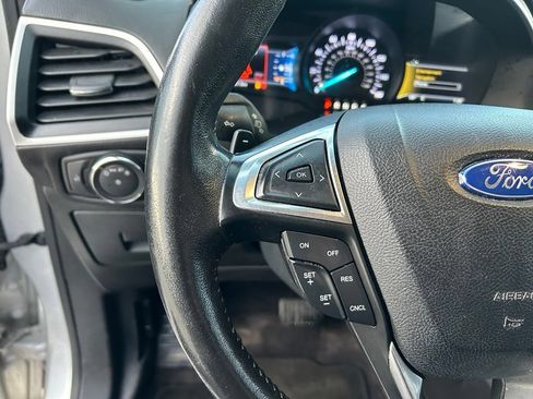 Used 2015 Ford Edge SEL w/ Equipment Group 201A AWD/4WD image 15