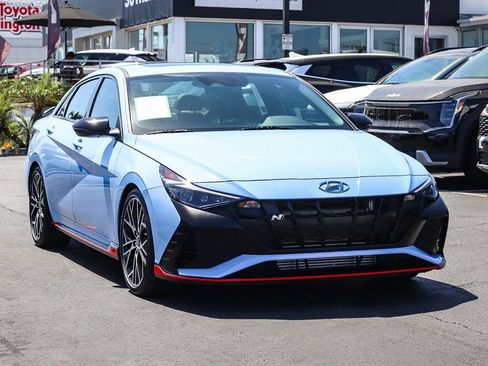 Used 2023 Hyundai Elantra N FWD image 3
