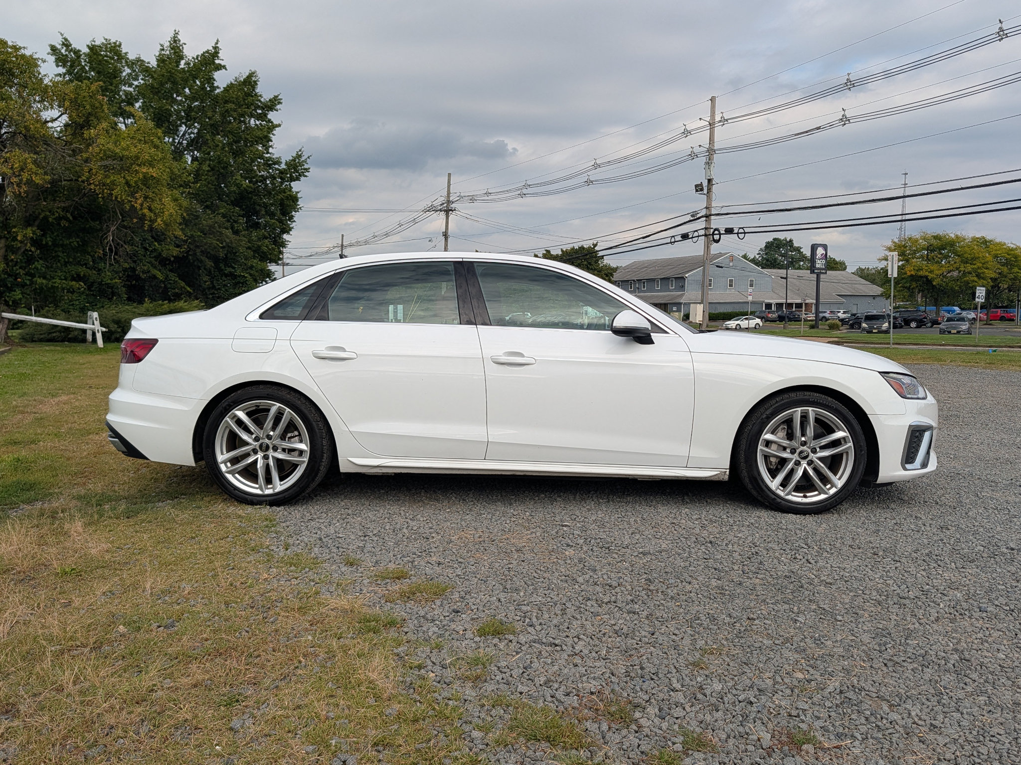 Used 2024 Audi A4 2.0T Premium Plus AWD/4WD image 4
