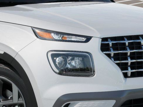 New 2026 Hyundai Venue SEL image 9