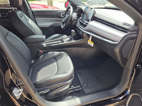 New 2025 Jeep Compass Latitude w/ Convenience Group image 4