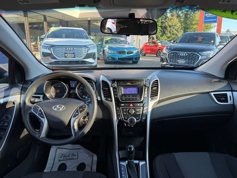 Used 2014 Hyundai Elantra GT FWD image 14