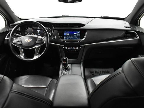 Certified 2022 Cadillac XT5 Premium Luxury w/ LPO, Floor Liner Package image 6