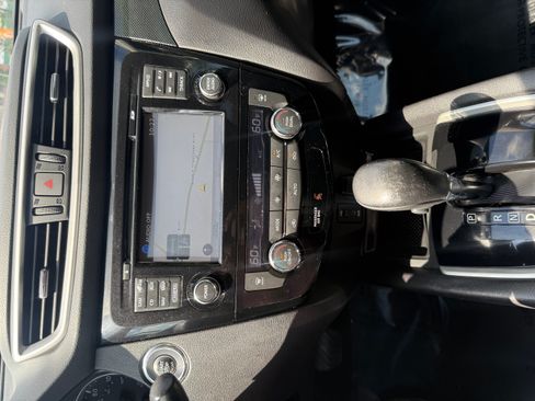 Used 2015 Nissan Rogue SL AWD/4WD image 13