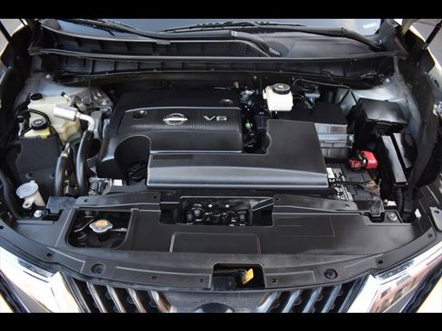 Used 2017 Nissan Murano SV w/ Premium Plus Package image 37