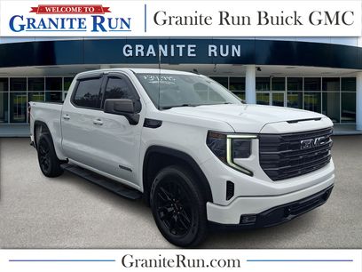 Used 2022 GMC Sierra 1500 Elevation w/ LPO, Elevation Black Package