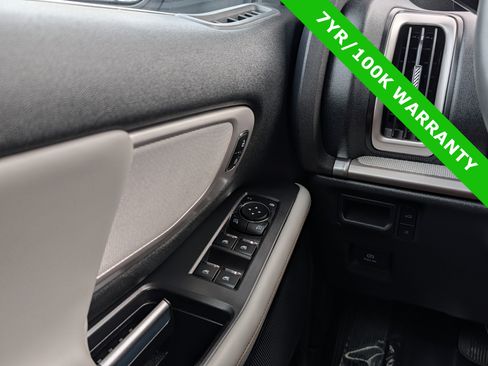 Certified 2025 Ford Expedition Active RWD image 28