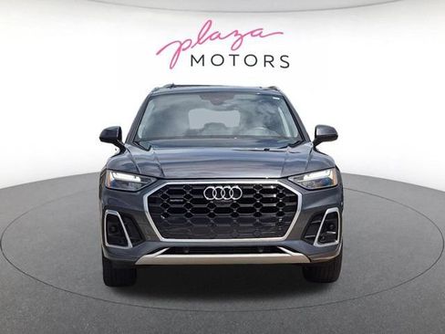 Used 2023 Audi Q5 2.0T Premium Plus w/ Premium Plus Package AWD/4WD image 2