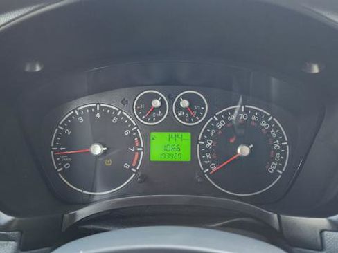 Used 2010 Ford Transit Connect XLT FWD image 18