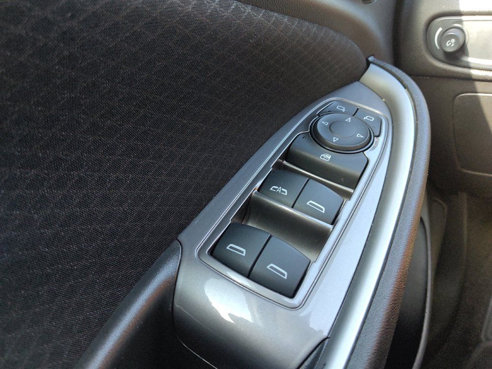 Used 2025 Chevrolet Malibu LT FWD image 27