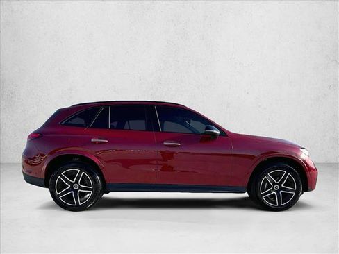 Used 2026 Mercedes-Benz GLC 300 image 5