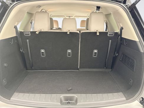 Used 2024 Nissan Pathfinder SL image 24