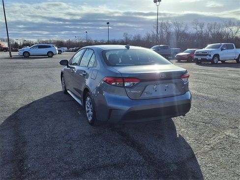 Used 2025 Toyota Corolla LE image 25