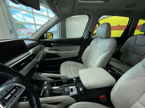 Used 2020 Kia Telluride EX w/ Towing Package FWD image 12