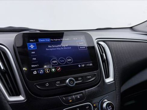 Used 2023 Chevrolet Malibu LT FWD image 30