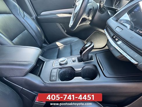 Used 2020 Cadillac XT4 Premium Luxury FWD image 24
