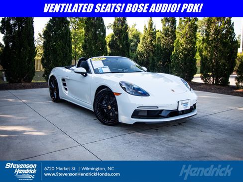 Used 2025 Porsche 718 Boxster RWD image 1