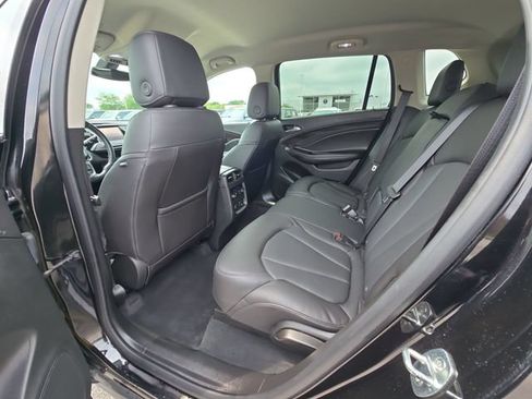 Used 2020 Buick Envision Essence AWD/4WD image 21