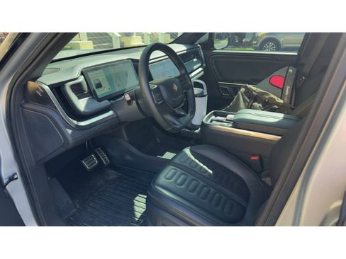 Used 2023 Rivian R1T Adventure AWD/4WD image 5