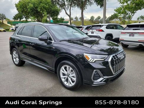 Certified 2025 Audi Q3 2.0T Premium w/ Convenience Package AWD/4WD image 2