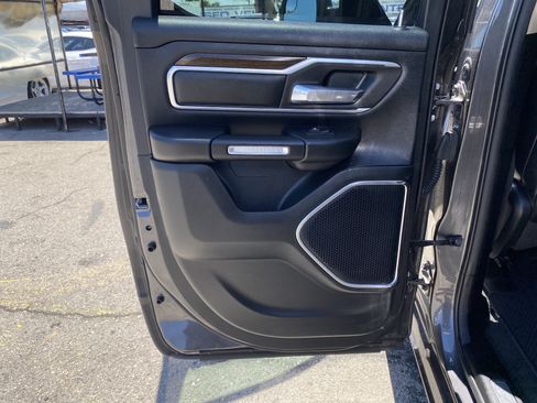 Used 2021 RAM 1500 Laramie RWD image 19