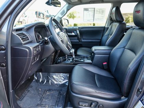 Used 2021 Toyota 4Runner TRD Pro AWD/4WD image 18