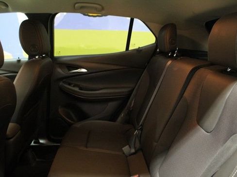 Used 2024 Buick Encore GX Preferred FWD image 14