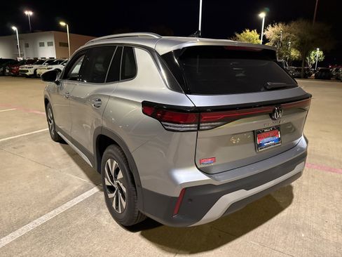 New 2025 Volkswagen Tiguan S image 7