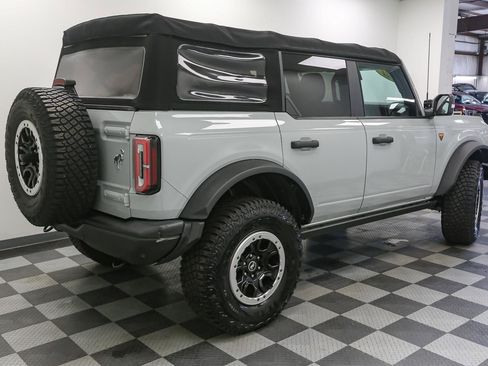 Used 2021 Ford Bronco Badlands AWD/4WD image 9