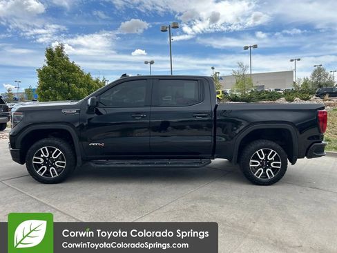 Used 2023 GMC Sierra 1500 AT4 w/ AT4 Premium Package AWD/4WD image 4