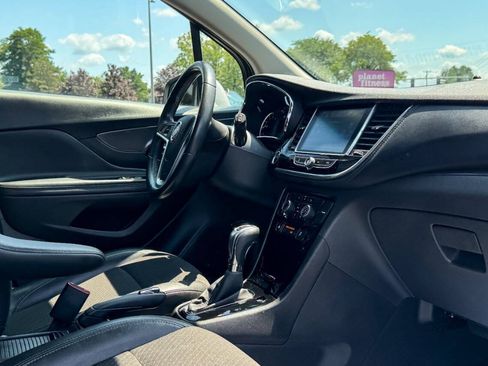 Used 2019 Buick Encore Preferred AWD/4WD image 12