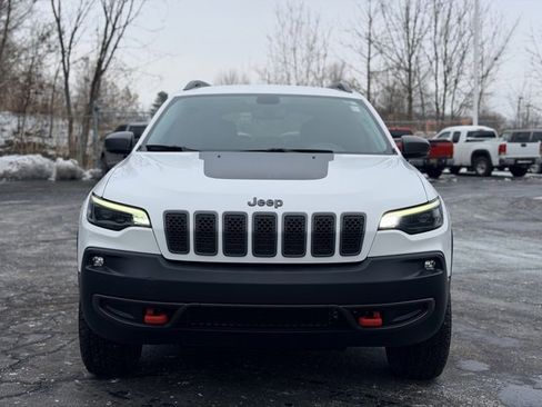 Used 2019 Jeep Cherokee Trailhawk w/ Cold Weather Group image 2