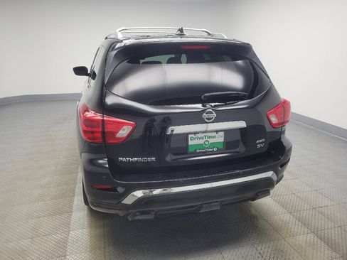 Used 2020 Nissan Pathfinder SV image 6