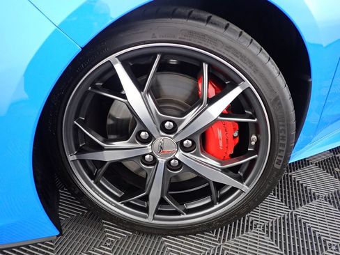 Used 2022 Chevrolet Corvette Stingray Premium Cpe w/ Z51 Performance Package RWD image 38